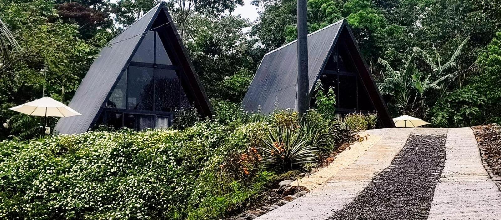Chalet Yarumo Lodge, Rio Celeste Black