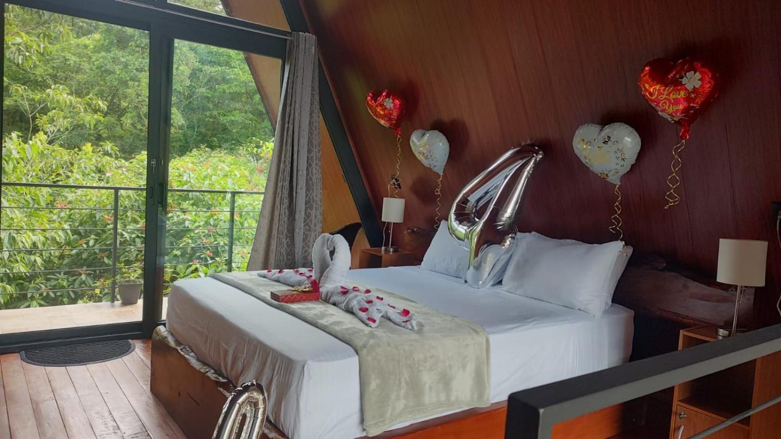 Yarumo Lodge, Rio Celeste Black
