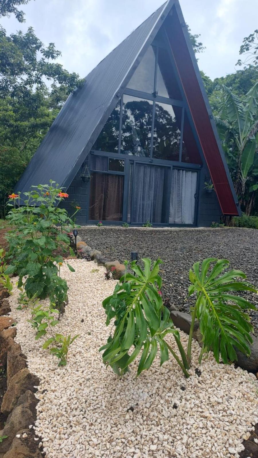 Chalet Yarumo Lodge, Rio Celeste Black