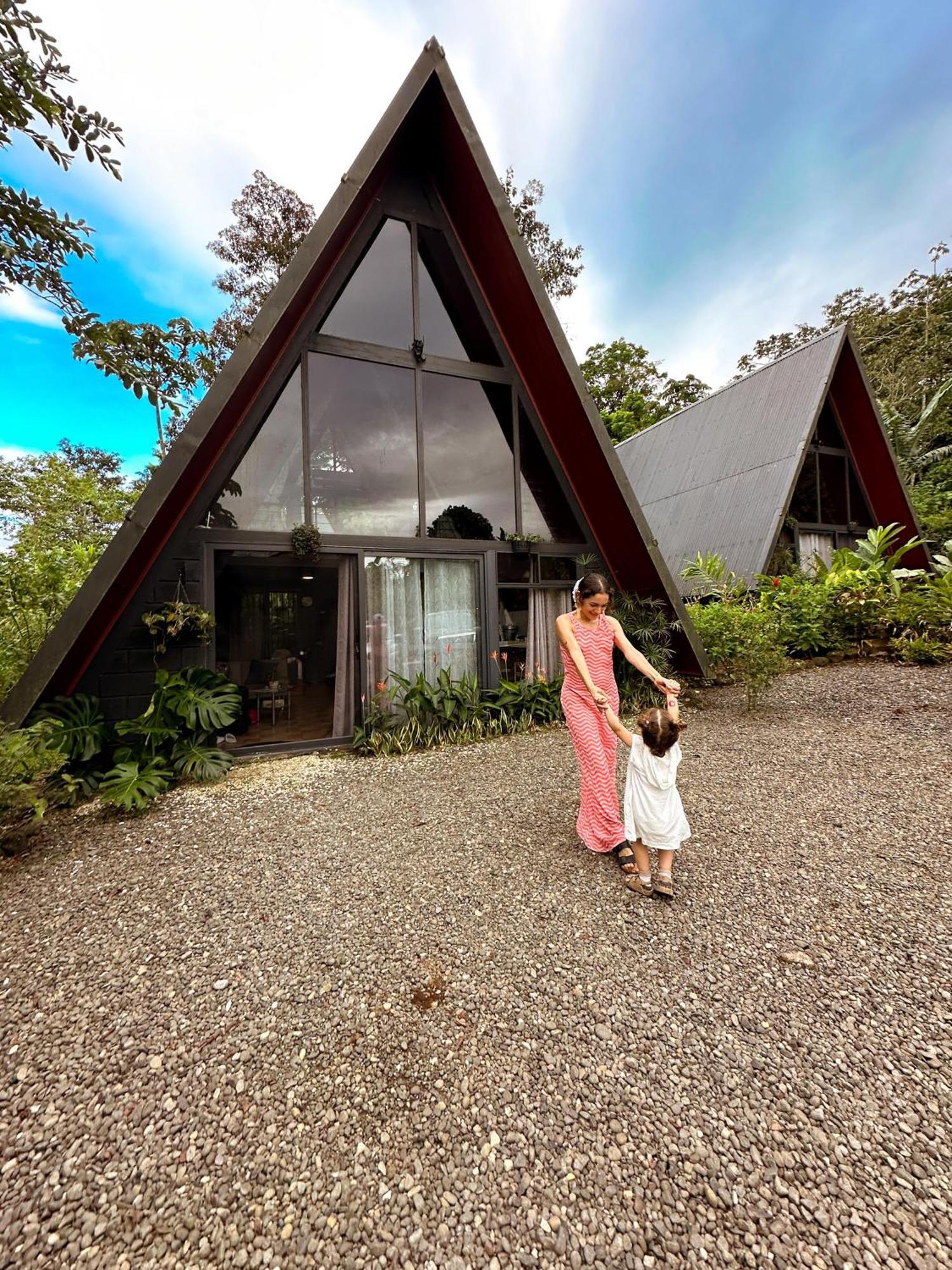 Yarumo Lodge, Rio Celeste Black Bijagua
